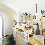 Dimora Del Podesta 3*